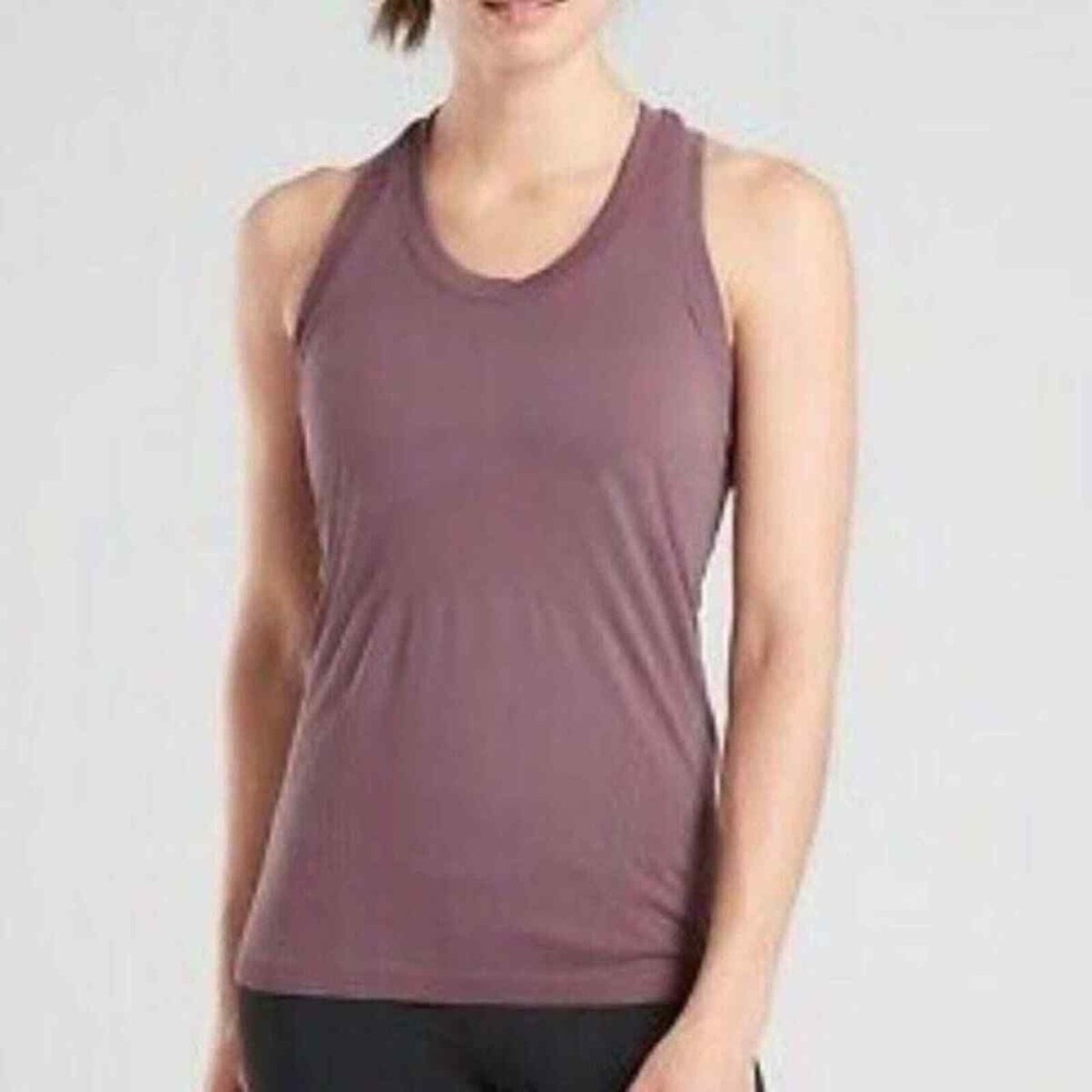 Athleta Momentum Tank